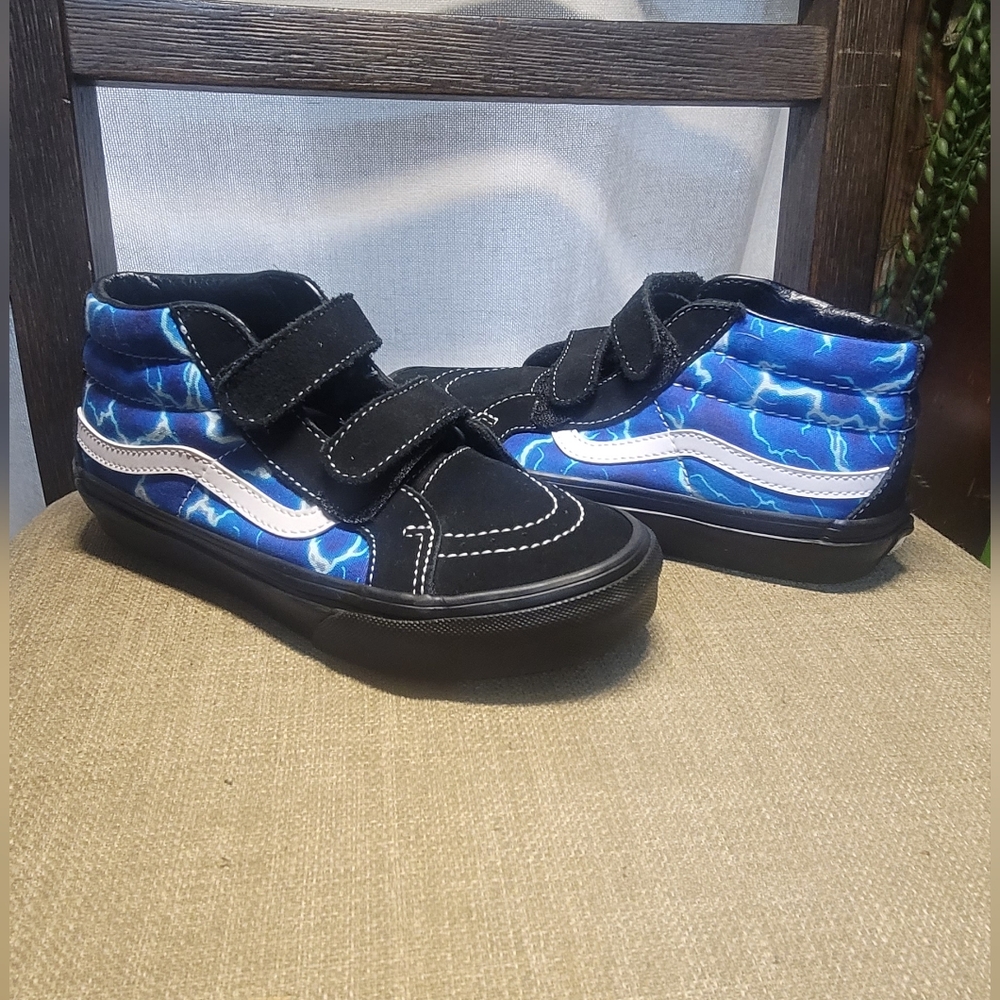 Boys glow in the dark lightening VANS